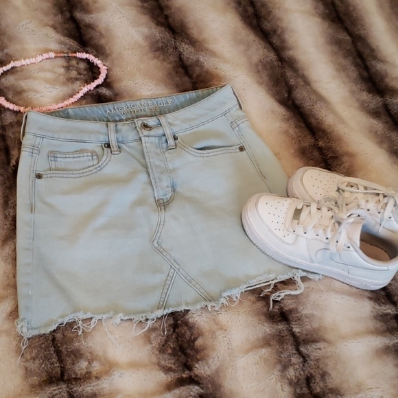 American Eagle Outfitters Dresses & Skirts - FINAL  PRICE 😍 American Eagle Distressed Skirt!😍